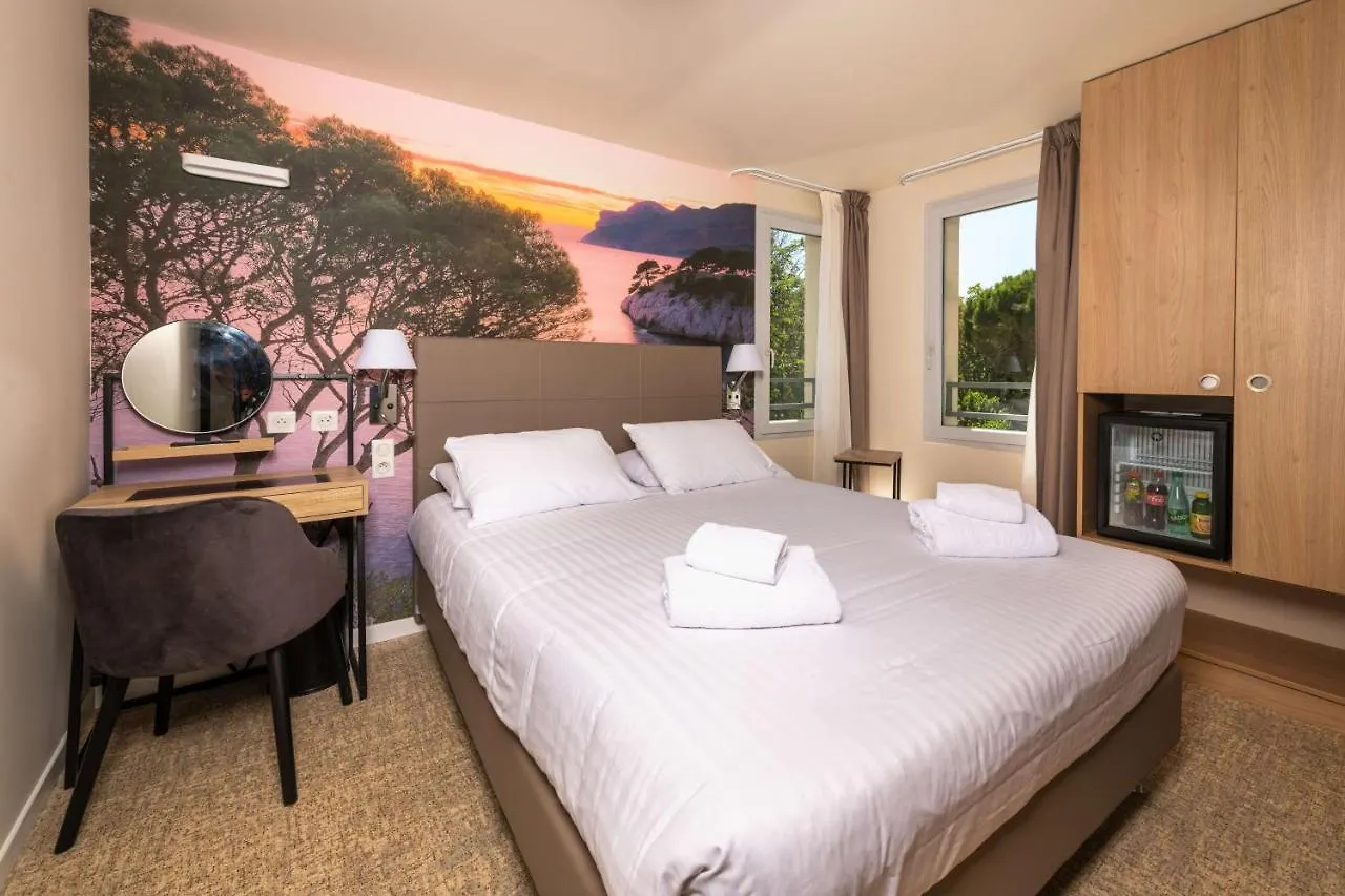 Best Western Hotel & Spa Coeur De 카시스 3*,