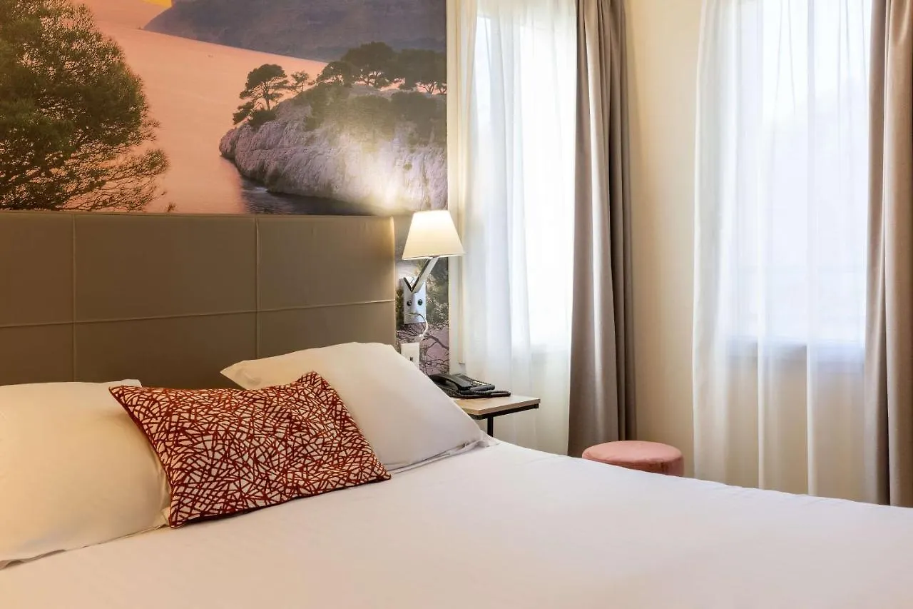 Best Western Hotel & Spa Coeur De 카시스 3*,